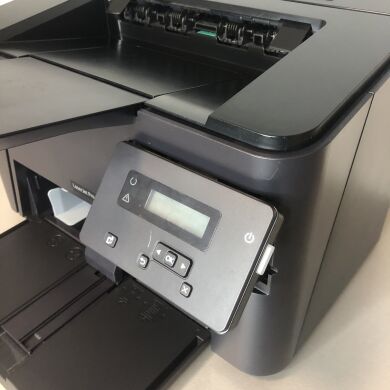 Принтер HP LaserJet Pro M201 / лазерная монохромная печать / 1200x1200 dpi  / Legal (Max Print Size) / 25 стр/мин / 1x USB Type-B, 1x LAN (RJ-45)