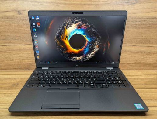Ультрабук Б-клас Dell Latitude 5500 / 15.6" (1920x1080) IPS / Intel Core i5-8265U (4 (8) ядра по 1.6 - 3.9 GHz) / 8 GB DDR4 / 256 GB SSD / Intel UHD Graphics 620 / WebCam / Windows 10