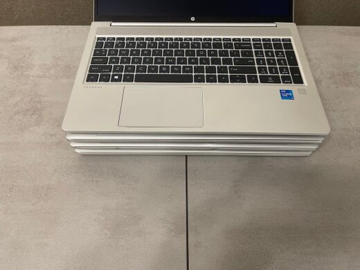 Ультрабук Б-класс HP ProBook 650 G8 / 15.6" (1920x1080) IPS / Intel Core i5-1135G7 (4 (8) ядра по 2.4 - 4.2 GHz) / 16 GB DDR4 / 256 GB SSD M.2 / Intel Iris Xe Graphics / WebCam / HDMI
