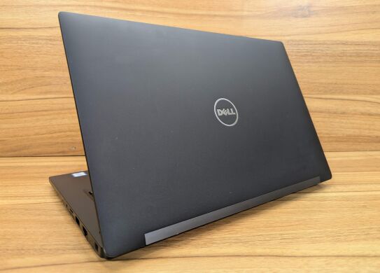 Ультрабук Dell Latitude 7480 / 14" (1366x768) TN / Intel Core i5-7300U (2 (4) ядра по 2.6 - 3.5 GHz) / 8 GB DDR4 / 256 GB SSD / Intel HD Graphics 620 / WebCam / Windows 10 Ультрабук Dell Latitude 7480 / 14" (1366x768) TN / Intel Core i5-7300U (2 (4) ядра по 2.6 - 3.5 GHz) / 8 GB DDR4 / 256 GB SSD / Intel HD Graphics 620 / WebCam / Windows 10