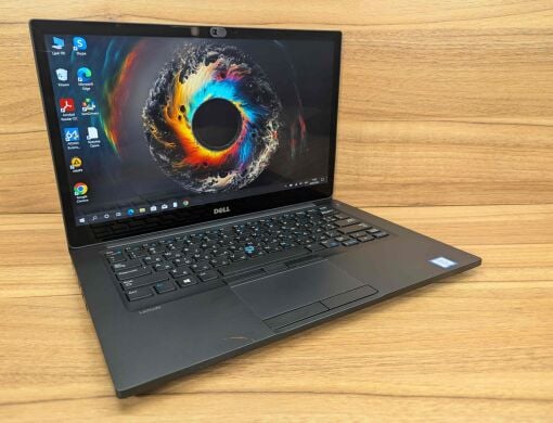 Ультрабук Dell Latitude 7480 / 14" (2560x1440) IPS Touch / Intel Core i7-6600U (2 (4) ядра по 2.6 - 3.4 GHz) / 8 GB DDR4 / 256 GB SSD / Intel HD Graphics 520 / WebCam / Windows 10