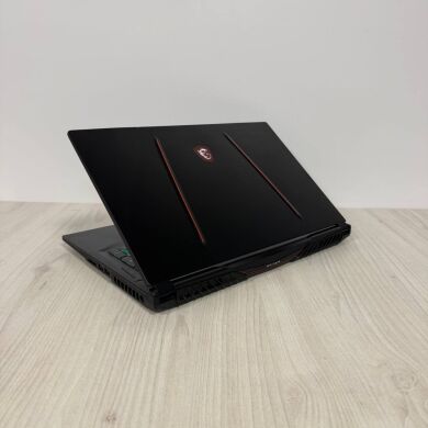 Игровой ноутбук Б-класс MSI GE75 Raider 9SF / 17.3" (1920x1080) IPS / Intel Core i9-9880H (8 (16) ядер по 2.3 - 4.8 GHz) / 32 GB DDR4 / 512 GB SSD M.2 / nVidia GeForce RTX 2070, 8 GB GDDR6, 256-bit / WebCam Игровой ноутбук Б-класс MSI GE75 Raider 9SF / 17.3" (1920x1080) IPS / Intel Core i9-9880H (8 (16) ядер по 2.3 - 4.8 GHz) / 32 GB DDR4 / 512 GB SSD M.2 / nVidia GeForce RTX 2070, 8 GB GDDR6, 256-bit / WebCam