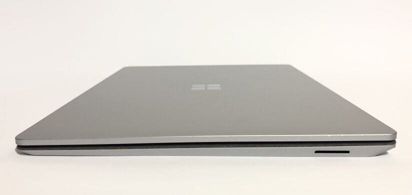 Ультрабук Microsoft Surface Laptop 4 1958 / 13.5" (2256x1504) IPS Touch / AMD Ryzen 5 4680U (6 (12) ядер по 2.2 - 4.0 GHz) / 8 GB DDR4 / 256 GB SSD NVMe / AMD Radeon RX Vega 7 Graphics / WebCam / Win 11 Pro