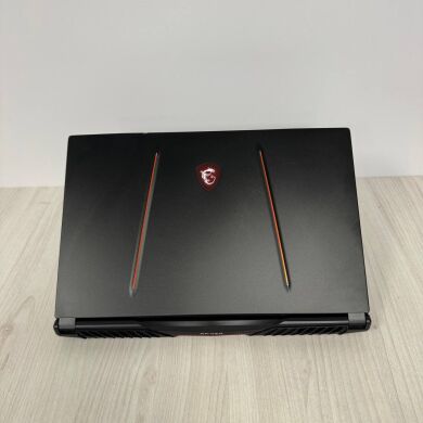 Игровой ноутбук Б-класс MSI GE75 Raider 9SF / 17.3" (1920x1080) IPS / Intel Core i9-9880H (8 (16) ядер по 2.3 - 4.8 GHz) / 32 GB DDR4 / 512 GB SSD M.2 / nVidia GeForce RTX 2070, 8 GB GDDR6, 256-bit / WebCam Игровой ноутбук Б-класс MSI GE75 Raider 9SF / 17.3" (1920x1080) IPS / Intel Core i9-9880H (8 (16) ядер по 2.3 - 4.8 GHz) / 32 GB DDR4 / 512 GB SSD M.2 / nVidia GeForce RTX 2070, 8 GB GDDR6, 256-bit / WebCam
