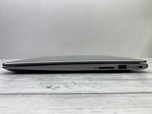 Ультрабук Б-клас Acer Swift 3 SF314-52 / 14" (1920x1080) IPS / Intel Core i5-7200U (2 (4) ядра по 2.5 - 3.1 GHz) / 8 GB DDR4 / 120 GB SSD / Intel HD Graphics 620 / WebCam
