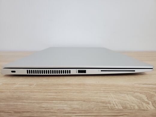 Ноутбук HP EliteBook 755 G5 / 15.6" (1920x1080) IPS / AMD Ryzen 7 Pro 2700U (4 (8) ядра по 2.2 - 3.8 GHz) / 16 GB DDR4 / 512 GB SSD / AMD Radeon RX Vega 10 Graphics / WebCam / Win 10 Pro