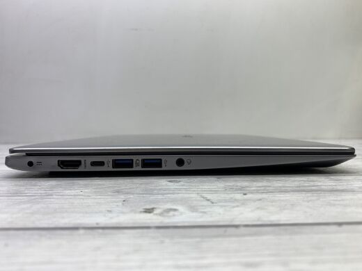 Ультрабук Б-клас Acer Swift 3 SF314-52 / 14" (1920x1080) IPS / Intel Core i5-7200U (2 (4) ядра по 2.5 - 3.1 GHz) / 8 GB DDR4 / 120 GB SSD / Intel HD Graphics 620 / WebCam