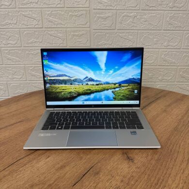 Ультрабук-трансформер HP EliteBook x360 1030 G8 / 13.3" (1920x1080) IPS Touch / Intel Core i7-1185G7 (4 (8) ядра по 1.2 - 4.8 GHz) / 16 GB DDR4 / 512 GB SSD / Intel Iris Xe Graphics / WebCam