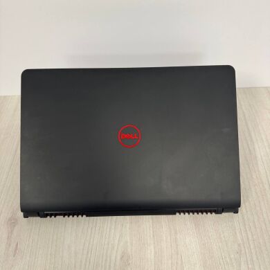 Игровой ноутбук Dell Inspiron 15 Gaming 5577 / 15.6" (1920x1080) TN / Intel Core i5-7300HQ (4 ядра по 2.5 - 3.5 GHz) / 8 GB DDR4 / 128 GB SSD M.2 + 1000 GB HDD / nVidia GeForce GTX 1050, 4 GB GDDR5, 128-bit / WebCam Игровой ноутбук Dell Inspiron 15 Gaming 5577 / 15.6" (1920x1080) TN / Intel Core i5-7300HQ (4 ядра по 2.5 - 3.5 GHz) / 8 GB DDR4 / 128 GB SSD M.2 + 1000 GB HDD / nVidia GeForce GTX 1050, 4 GB GDDR5, 128-bit / WebCam