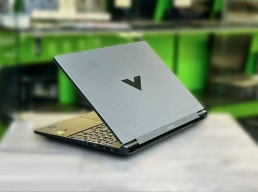 Новий ігровий ноутбук HP Victus Gaming Laptop 15-fa2016ns / 15.6" (1920x1080) IPS / Intel Core i7-14650HX (16 (24) ядер по 2.2 - 5.1 GHz) / 16 GB DDR5 / 512 GB SSD M.2 / nVidia GeForce RTX 4050, 6 GB GDDR6, 96-bit / WebCam / Win 11
