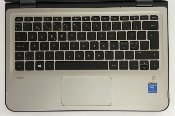 Нетбук-трансформер HP X360 310 G2 / 11.6" (1366x768) IPS Touch / Intel Pentium N3700 (4 ядра по 1.6 - 2.4 GHz) / 4 GB DDR3 / 128 GB SSD / Intel HD Graphics / WebCam / Win 10 Pro Нетбук-трансформер HP X360 310 G2 / 11.6" (1366x768) IPS Touch / Intel Pentium N3700 (4 ядра по 1.6 - 2.4 GHz) / 4 GB DDR3 / 128 GB SSD / Intel HD Graphics / WebCam / Win 10 Pro