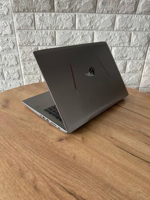 Ігровий ноутбук Б-клас Asus ROG Strix GL502VS / 15.6" (1920x1080) IPS / Intel Core i7-7700HQ (4 (8) ядра по 2.8 - 3.8 GHz) / 16 GB DDR4 / 1000 GB SSD / nVidia GeForce GTX 1070, 8 GB GDDR5, 256-bit / WebCam Ігровий ноутбук Б-клас Asus ROG Strix GL502VS / 15.6" (1920x1080) IPS / Intel Core i7-7700HQ (4 (8) ядра по 2.8 - 3.8 GHz) / 16 GB DDR4 / 1000 GB SSD / nVidia GeForce GTX 1070, 8 GB GDDR5, 256-bit / WebCam