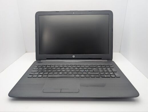 Ноутбук HP Pavillion 15 / 15.6" (1920x1080) TN / Intel Celeron N3060 (2 ядра по 1.6 - 2.4 GHz) / 8 GB DDR3 / 120 GB SSD / Intel Graphics / WebCam