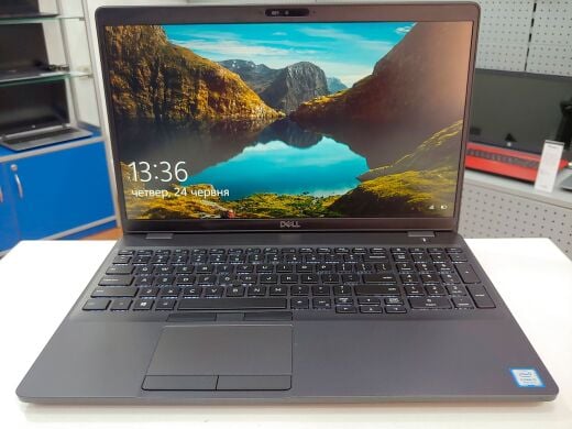 Ноутбук Dell Latitude 5500 / 15.6" (1920x1080) Full HD IPS / Intel Core i5-8265U (4 ( 8 ) ядра по 1.6GHz - 3.9GHz) / 8 GB DDR4 / 256 GB SSD M.2 NVMe / Intel UHD Graphics 620 Ноутбук Dell Latitude 5500 / 15.6" (1920x1080) Full HD IPS / Intel Core i5-8265U (4 ( 8 ) ядра по 1.6GHz - 3.9GHz) / 8 GB DDR4 / 256 GB SSD M.2 NVMe / Intel UHD Graphics 620
