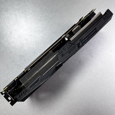Дискретна відеокарта Asus ROG Strix GeForce GTX 1070 Ti Gaming Advanced, 8 GB GDDR5, 256-bit / 1x DVI, 2x HDMI, 2x DisplayPort / Коробка / (ROG-STRIX-GTX1070TI-A8G-GAMING)