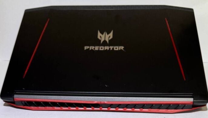 Игровой ноутбук Acer Predator Helios 300 / 15.6" (1920x1080) IPS / Intel Core i7-7700HQ (4 (8) ядра по 2.8 - 3.8 GHz) / 16 GB DDR4 / 256 GB SSD + 1000 GB HDD / nVidia GeForce GTX 1060, 6 GB GDDR5, 192-bit / WebCam