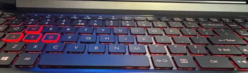 Игровой ноутбук Acer Predator Helios 300 / 15.6" (1920x1080) IPS / Intel Core i7-7700HQ (4 (8) ядра по 2.8 - 3.8 GHz) / 16 GB DDR4 / 256 GB SSD + 1000 GB HDD / nVidia GeForce GTX 1060, 6 GB GDDR5, 192-bit / WebCam