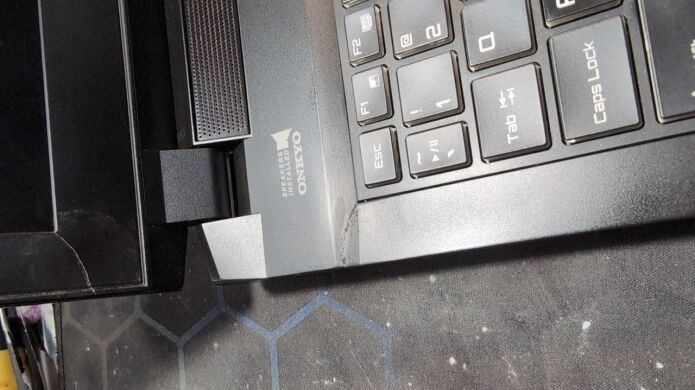 Ігровий ноутбук Б-клас System76 Oryx Pro / 15.6" (1920x1080) IPS / Intel Core i7-7700HQ (4 (8) ядра по 2.8 - 3.8 GHz) / 16 GB DDR4 / 240 GB SSD + 500 GB HDD / nVidia GeForce GTX 1060, 6 GB GDDR5, 192-bit / WebCam