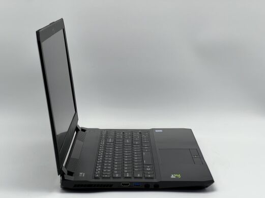 Ігровий ноутбук Б-клас System76 Oryx Pro / 15.6" (1920x1080) IPS / Intel Core i7-7700HQ (4 (8) ядра по 2.8 - 3.8 GHz) / 16 GB DDR4 / 240 GB SSD + 500 GB HDD / nVidia GeForce GTX 1060, 6 GB GDDR5, 192-bit / WebCam