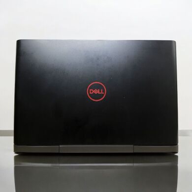 Ігровий ноутбук Dell Inspiron G5 5587 / 15.6" (1920x1080) IPS / Intel Core i7-7700HQ (4 (8) ядра по 2.8 - 3.8 GHz) / 16 GB DDR4 / 512 GB SSD + 1000 GB HDD / nVidia GeForce GTX 1060 Max-Q, 6 GB GDDR5, 192-bit / WebCam / Без АКБ