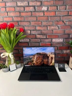 Игровой ноутбук Dell Precision 5560 / 15.6" (1920x1080) IPS / Intel Core i9-11950H (8 (16) ядeр по 2.6 - 5.0 GHz) / 32 GB DDR4 / 1000 GB SSD M.2 / nVidia RTX A2000, 4 GB GDDR6, 128-bit / WebCam / Win 10 Pro + беспроводная мышь Игровой ноутбук Dell Precision 5560 / 15.6" (1920x1080) IPS / Intel Core i9-11950H (8 (16) ядeр по 2.6 - 5.0 GHz) / 32 GB DDR4 / 1000 GB SSD M.2 / nVidia RTX A2000, 4 GB GDDR6, 128-bit / WebCam / Win 10 Pro + беспроводная мышь