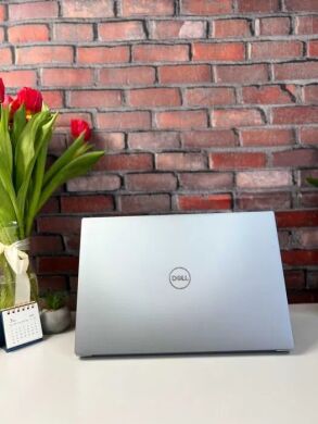 Игровой ноутбук Dell Precision 5560 / 15.6" (1920x1080) IPS / Intel Core i9-11950H (8 (16) ядeр по 2.6 - 5.0 GHz) / 32 GB DDR4 / 1000 GB SSD M.2 / nVidia RTX A2000, 4 GB GDDR6, 128-bit / WebCam / Win 10 Pro + беспроводная мышь Игровой ноутбук Dell Precision 5560 / 15.6" (1920x1080) IPS / Intel Core i9-11950H (8 (16) ядeр по 2.6 - 5.0 GHz) / 32 GB DDR4 / 1000 GB SSD M.2 / nVidia RTX A2000, 4 GB GDDR6, 128-bit / WebCam / Win 10 Pro + беспроводная мышь