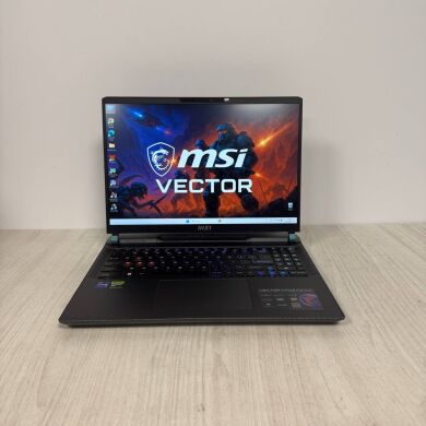 Ігровий ноутбук MSI Vector GP68HX 12VH / 16" (1920x1200) IPS / Intel Core i9-12900HX (16 (24) ядер по 3.6 - 5.0 GHz) / 16 GB DDR5 / 1000 GB SSD NVMe / nVidia GeForce RTX 4080, 12 GB GDDR6, 192-bit / WebCam