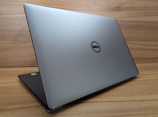 Мобильная рабочая станция Б-класс Dell Precision 5520 / 15.6" (3840x2160) IPS Touch / Intel Core i7-7820HQ (4 (8) ядра по 2.9 - 3.9 GHz) / 16 GB DDR4 / 480 GB SSD / nVidia Quadro M1200, 4 GB GDDR5, 128-bit / HDMI / Windows 10