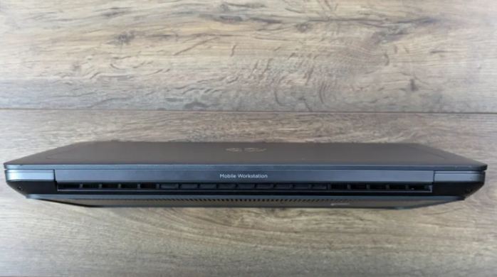 Мобільна робоча станція HP ZBook 15 G3 / 15.6" (1920x1080) TN / Intel Core i7-6700HQ (4 (8) ядра по 2.6 - 3.5 GHz) / 16 GB DDR4 / 256 GB SSD / nVidia Quadro M1000M, 2 GB GDDR5, 128-bit / WebCam