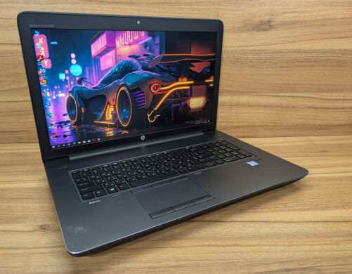 Мобільна робоча станція HP zBook 17 G4 / 17.3" (1920x1080) IPS / Intel Xeon E3-1535M v6 (4 (8) ядра по 3.1 - 4.2 GHz) / 32 GB DDR4 / 500 GB SSD / nVidia Quadro P4000, 8 GB GDDR5, 256-bit / WebCam / TouchID / Windows 10