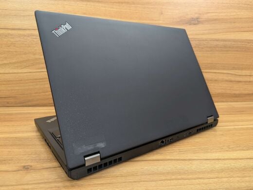 Мобильная рабочая станция Lenovo ThinkPad P52 / 15.6" (1920x1080) IPS / Intel Xeon E-2176M (6 (12) ядер по 2.7 - 4.4 GHz) / 32 GB DDR4 / 512 GB SSD / nVidia Quadro P2000, 4 GB GDDR5, 128-bit / TouchID / WebCam / Windows 10