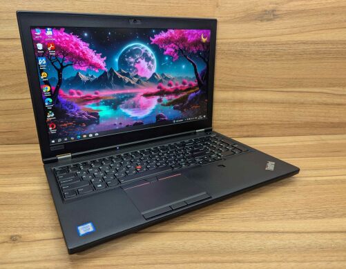 Мобильная рабочая станция Lenovo ThinkPad P52 / 15.6" (1920x1080) IPS / Intel Xeon E-2176M (6 (12) ядер по 2.7 - 4.4 GHz) / 32 GB DDR4 / 512 GB SSD / nVidia Quadro P2000, 4 GB GDDR5, 128-bit / TouchID / WebCam / Windows 10