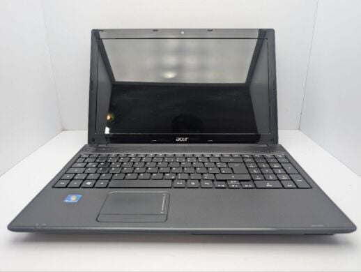 Ноутбук Acer Aspire 5742G / 15.6" (1366x768) TN / Intel Core i5-450M (2 (4) ядра по 2.4 - 2.6 GHz) / 6 GB DDR3 / 500 GB HDD / nVidia GeForce GT 540M, 1 GB GDDR3, 128-bit / WebCam / DVD-ROM