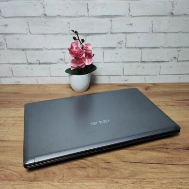 Ноутбук Asus N73S / 17.3" (1920x1080) TN / Intel Core i7-2630QM (4 (8) ядра по 2.0 - 2.9 GHz) / 20 GB DDR3 / 512 GB SSD / nVidia GeForce GT 520M, 1 GB GDDR3, 64-bit / WebCam