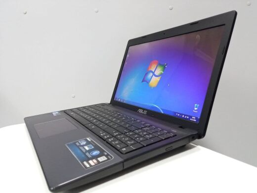 Ноутбук Asus X55VD / 15.6" (1366x768) TN LED / Intel Core i3-3110M (2 (4) ядра по 2.4 GHz) / 4 GB DDR3 / 500 GB HDD / nVidia GeForce 610M, 1 GB DDR3, 64-bit / АКБ не тримає Ноутбук Asus X55VD / 15.6" (1366x768) TN LED / Intel Core i3-3110M (2 (4) ядра по 2.4 GHz) / 4 GB DDR3 / 500 GB HDD / nVidia GeForce 610M, 1 GB DDR3, 64-bit / АКБ не тримає