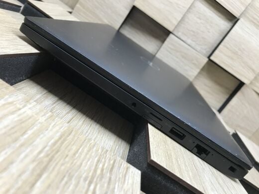Ноутбук Б-класс Dell Latitude 7480 / 14" (1920x1080) IPS / Intel Core i7-7600U (2 (4) ядра по 2.8 - 3.9 GHz) / 8 GB DDR4 / 240 GB SSD M.2 / Intel HD Graphics 620 / WebCam