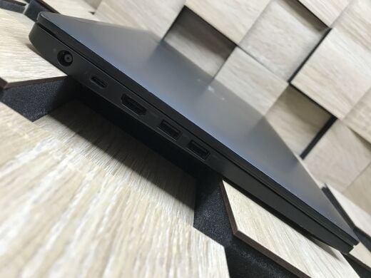 Ноутбук Б-класс Dell Latitude 7480 / 14" (1920x1080) IPS / Intel Core i7-7600U (2 (4) ядра по 2.8 - 3.9 GHz) / 8 GB DDR4 / 240 GB SSD M.2 / Intel HD Graphics 620 / WebCam