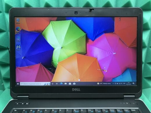 Ноутбук Б-клас Dell Latitude E6440 / 14" (1366x768) TN / Intel Core i5-4310M (2 (4) ядра по 2.7 - 3.4 GHz) / 8 GB DDR3 / 160 GB SSD / Intel HD Graphics 4600 / WebCam / DVD-ROM / HDMI / Windows 10 ліцензія