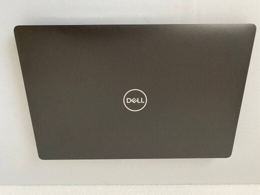 Ноутбук Dell Latitude 5500 / 15.6" (1366x768) TN / Intel Core i3-8145U (2 (4) ядра по 2.1 - 3.9 GHz) / 8 GB DDR4 / 256 GB SSD / Intel UHD Graphics 620 / WebCam