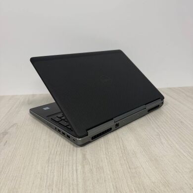 Робоча станція Dell Precision 7510 / 15.6" (1920x1080) IPS / Intel Core i7-6820HQ (4 (8) ядра по 2.7 - 3.6 GHz) / 16 GB DDR4 / 256 GB SSD / nVidia Quadro M1000M, 2 GB GDDR5, 128-bit / WebCam