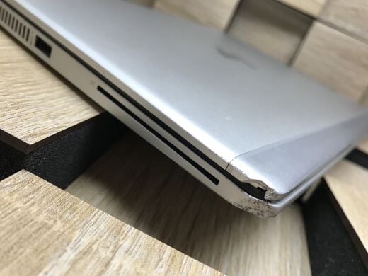 Ультрабук Б-клас HP EliteBook 830 G5 / 13.3" (1920x1080) IPS / Intel Core i7-8650U (4 (8) ядра по 1.9 - 4.2 GHz) / 8 GB DDR4 / 256 GB SSD M.2 / Intel UHD Graphics 620 / WebCam / Windows 10 ліцензія Ультрабук Б-клас HP EliteBook 830 G5 / 13.3" (1920x1080) IPS / Intel Core i7-8650U (4 (8) ядра по 1.9 - 4.2 GHz) / 8 GB DDR4 / 256 GB SSD M.2 / Intel UHD Graphics 620 / WebCam / Windows 10 ліцензія