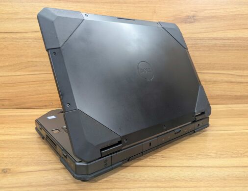 Захищений ноутбук Dell Rugged Latitude 5414 / 14" (1920x1080) IPS Touch / Intel Core i5-6300U (2 (4) ядра по 2.4 - 3.0 GHz) / 8 GB DDR4 / 240 GB SSD / Intel HD Graphics 520 / Fingerprint / WebCam / Windows 10