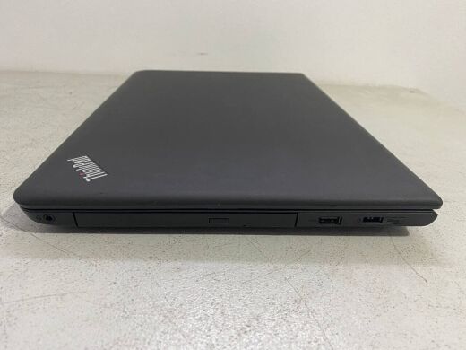 Ноутбук Lenovo ThinkPad E550 / 15.6" (1920x1080) TN / Intel Core i7-5500U (2 (4) ядра по 2.4 - 3.0 GHz) / 16 GB DDR3 / 240 GB SSD / Intel HD Graphics 5500 / WebCam