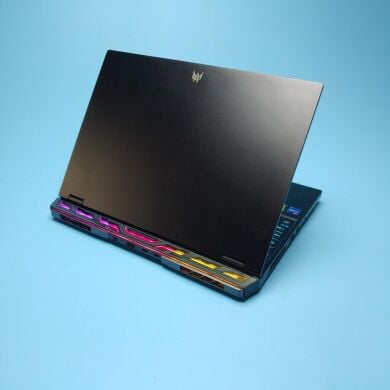 Ігровий ноутбук Б-клас Acer Predator Helios Neo 16 PHN16-71 / 16" (2560x1600) IPS / Intel Core i7-13700HX (16 (24) ядер по 2.1 - 5.0 GHz) / 16 GB DDR5 / 1000 GB SSD / nVidia GeForce RTX 4060, 8 GB GDDR6, 128-bit / WebCam / Win 11 Home