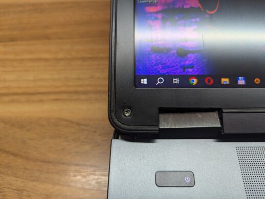 Мобільна робоча станція Б-клас HP zBook 17 / 17.3" (1920x1080) IPS / Intel Core i7-4700MQ (4 (8) ядра по 2.4 - 3.4 GHz) / 8 GB DDR3 / 240 GB SSD + 500 GB HDD / nVidia Quadro K610M, 1 GB GDDR5, 64-bit / WebCam / Fingerprint / Windows 10