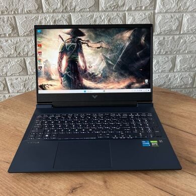Ігровий ноутбук Б-клас HP Victus 16-d0023dx / 16.1" (1920x1080) IPS / Intel Core i5-11400H (6 (12) ядер по 2.2 - 4.5 GHz) / 8 GB DDR4 / 256 GB SSD / nVidia GeForce RTX 3050, 4 GB GDDR6, 128-bit / WebCam