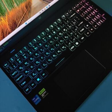 Ігровий ноутбук Б-клас Acer Predator Helios Neo 16 PHN16-71 / 16" (2560x1600) IPS / Intel Core i7-13700HX (16 (24) ядер по 2.1 - 5.0 GHz) / 16 GB DDR5 / 1000 GB SSD / nVidia GeForce RTX 4060, 8 GB GDDR6, 128-bit / WebCam / Win 11 Home