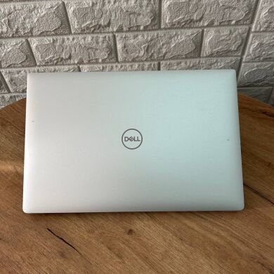 Игровой ультрабук Dell XPS 15 9570 / 15.6" (1920x1080) IPS / Intel Core i7-8750H (6 (12) ядра по 2.2 - 4.1 GHz) / 16 GB DDR4 / 512 GB SSD / nVidia GeForce GTX 1050 Ti Max-Q, 4 GB GDDR5, 128-bit / WebCam