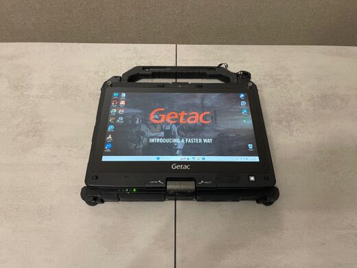 Защищенный нетбук-трансформер Getac V110 G3 / 11.6" (1366x768) IPS Touch / Intel Core i5-6300U (2 (4) ядра по 2.4 - 3.0 GHz) / 16 GB DDR4 / 128 GB SSD / Intel HD Graphics 520 / WebCam / Fingerprint / Две батареи