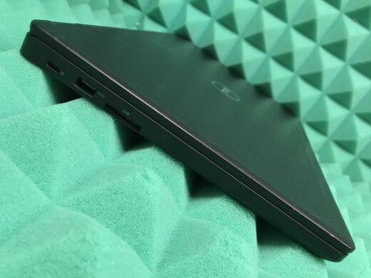 Ноутбук Б-клас Dell Latitude 5490 / 14" (1366x768) TN / Intel Core i5-7300U (2 (4) ядра по 2.6 - 3.5 GHz) / 8 GB DDR4 / 256 GB SSD / Intel HD Graphics 620 / WebCam / USB 3.1 / HDMI / Windows 10 ліцензія